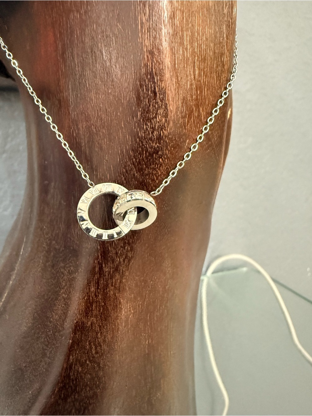 Stainless Steel Interlocking Circle Pendant Necklace Silver Cable Chain